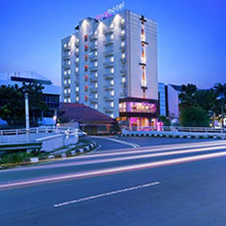 Favehotel Tanah Abang - Cideng Джакарта Экстерьер фото