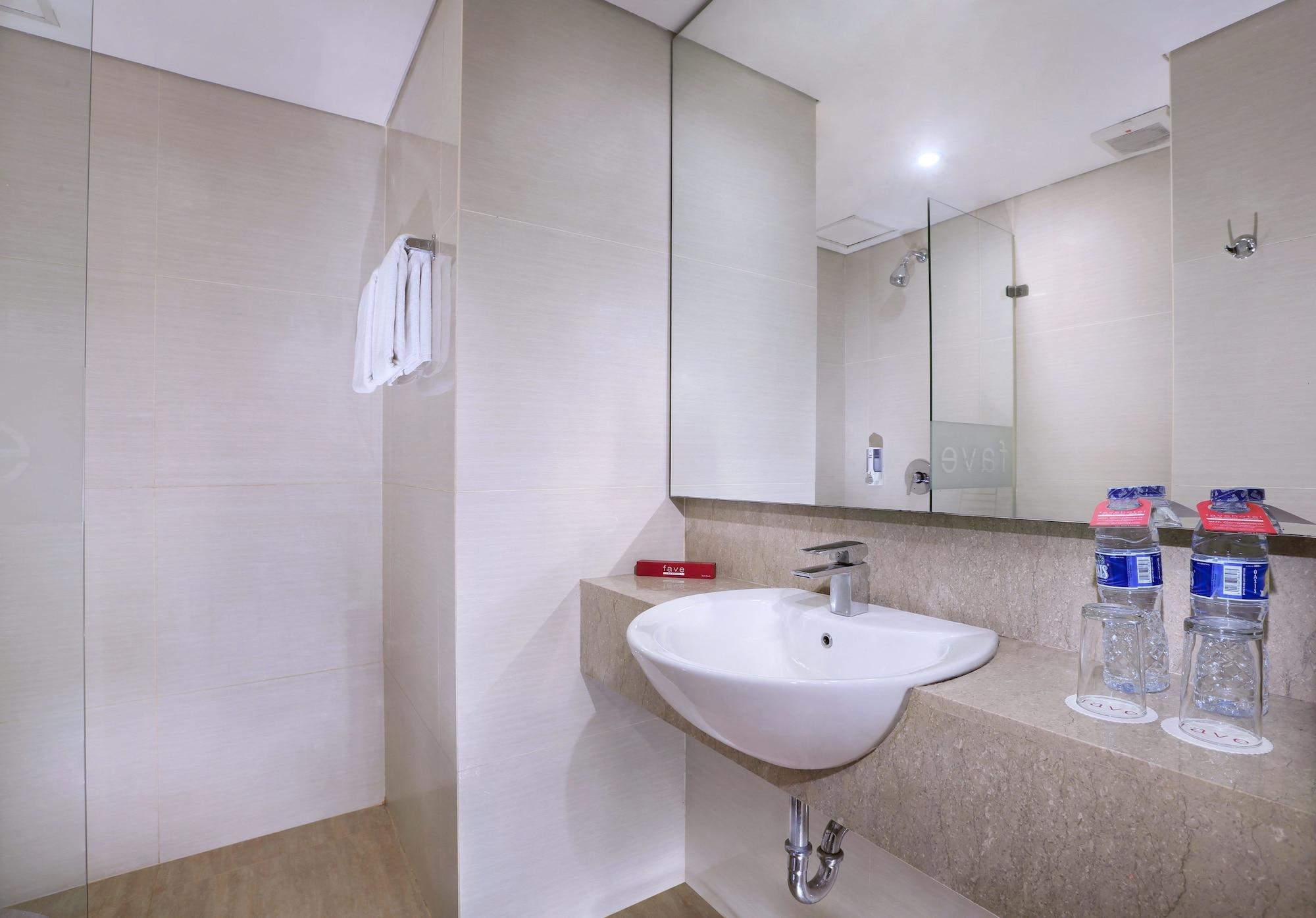Favehotel Tanah Abang - Cideng Джакарта Экстерьер фото